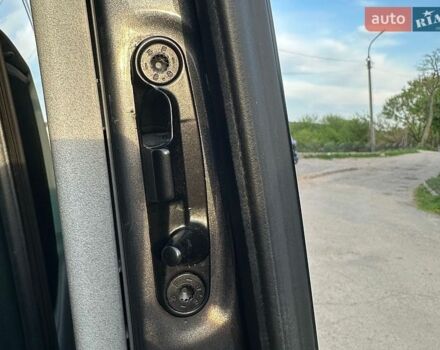 Серый Фольксваген Мультиван, объемом двигателя 2 л и пробегом 128 тыс. км за 42746 $, фото 58 на Automoto.ua