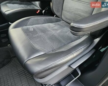 Серый Фольксваген Мультиван, объемом двигателя 1.97 л и пробегом 206 тыс. км за 43890 $, фото 25 на Automoto.ua