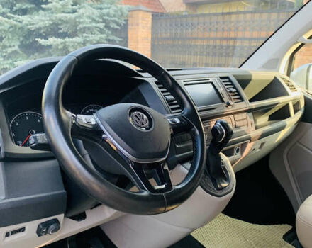 Сірий Фольксваген Мультиван, об'ємом двигуна 2 л та пробігом 164 тис. км за 32900 $, фото 6 на Automoto.ua