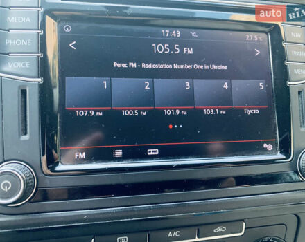 Сірий Фольксваген Мультиван, об'ємом двигуна 2 л та пробігом 164 тис. км за 32900 $, фото 47 на Automoto.ua