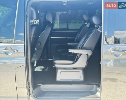 Серый Фольксваген Мультиван, объемом двигателя 2 л и пробегом 270 тыс. км за 37500 $, фото 7 на Automoto.ua