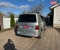 Серый Фольксваген Мультиван, объемом двигателя 2 л и пробегом 209 тыс. км за 29000 $, фото 4 на Automoto.ua