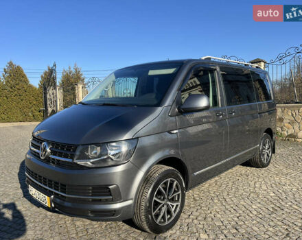 Сірий Фольксваген Мультиван, об'ємом двигуна 2 л та пробігом 209 тис. км за 27900 $, фото 2 на Automoto.ua