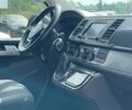 Фольксваген Мультиван 2018 в Мукачеве на Automoto.ua Серый Фольксваген Мультиван, объемом двигателя 2 л и пробегом 179 тыс. км за 34900 $, фото 4 на Automoto.ua
