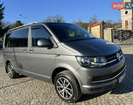 Серый Фольксваген Мультиван, объемом двигателя 2 л и пробегом 209 тыс. км за 27900 $, фото 1 на Automoto.ua