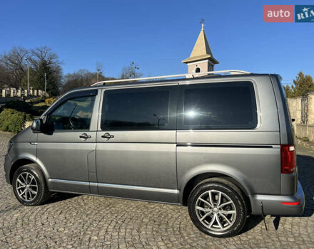 Серый Фольксваген Мультиван, объемом двигателя 2 л и пробегом 209 тыс. км за 27900 $, фото 17 на Automoto.ua