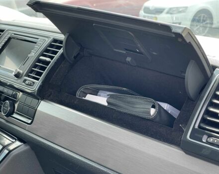 Фольксваген Мультиван 2018 в Мукачеве на Automoto.ua Серый Фольксваген Мультиван, объемом двигателя 2 л и пробегом 179 тыс. км за 34900 $, фото 23 на Automoto.ua