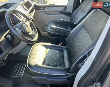 Серый Фольксваген Мультиван, объемом двигателя 2 л и пробегом 209 тыс. км за 27900 $, фото 47 на Automoto.ua