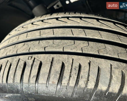 Серый Фольксваген Мультиван, объемом двигателя 2 л и пробегом 209 тыс. км за 27900 $, фото 41 на Automoto.ua