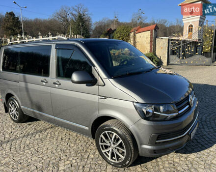 Серый Фольксваген Мультиван, объемом двигателя 2 л и пробегом 209 тыс. км за 27900 $, фото 32 на Automoto.ua