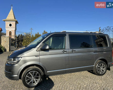 Серый Фольксваген Мультиван, объемом двигателя 2 л и пробегом 209 тыс. км за 27900 $, фото 15 на Automoto.ua
