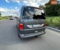 Серый Фольксваген Мультиван, объемом двигателя 2 л и пробегом 236 тыс. км за 36500 $, фото 42 на Automoto.ua