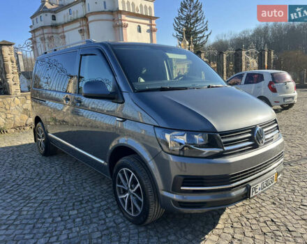 Серый Фольксваген Мультиван, объемом двигателя 2 л и пробегом 209 тыс. км за 27900 $, фото 19 на Automoto.ua