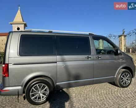 Серый Фольксваген Мультиван, объемом двигателя 2 л и пробегом 209 тыс. км за 27900 $, фото 5 на Automoto.ua