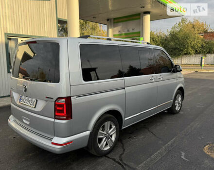 Сірий Фольксваген Мультиван, об'ємом двигуна 2 л та пробігом 115 тис. км за 49900 $, фото 3 на Automoto.ua