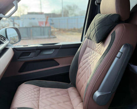 Серый Фольксваген Мультиван, объемом двигателя 1.97 л и пробегом 200 тыс. км за 55500 $, фото 63 на Automoto.ua