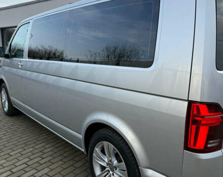 Серый Фольксваген Мультиван, объемом двигателя 1.97 л и пробегом 200 тыс. км за 55500 $, фото 44 на Automoto.ua