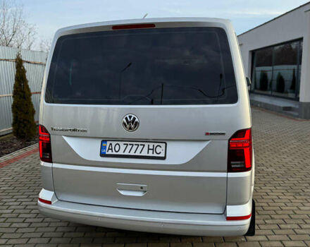 Серый Фольксваген Мультиван, объемом двигателя 1.97 л и пробегом 200 тыс. км за 55500 $, фото 47 на Automoto.ua