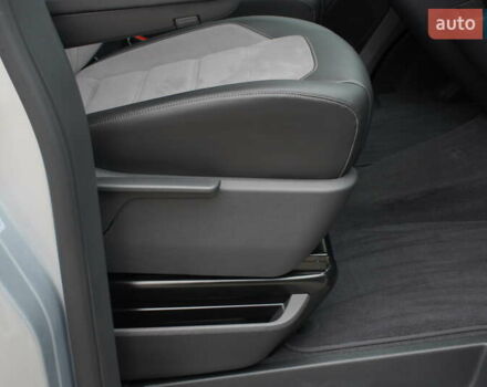 Серый Фольксваген Мультиван, объемом двигателя 1.97 л и пробегом 126 тыс. км за 49999 $, фото 40 на Automoto.ua