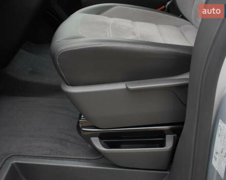 Серый Фольксваген Мультиван, объемом двигателя 1.97 л и пробегом 126 тыс. км за 49999 $, фото 15 на Automoto.ua