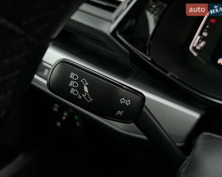 Серый Фольксваген Мультиван, объемом двигателя 1.97 л и пробегом 115 тыс. км за 67700 $, фото 65 на Automoto.ua