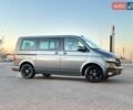 Серый Фольксваген Мультиван, объемом двигателя 2 л и пробегом 137 тыс. км за 48900 $, фото 3 на Automoto.ua