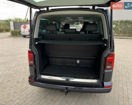 Серый Фольксваген Мультиван, объемом двигателя 2 л и пробегом 194 тыс. км за 50300 $, фото 31 на Automoto.ua