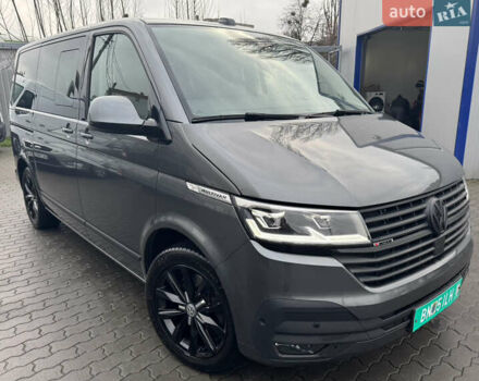 Серый Фольксваген Мультиван, объемом двигателя 1.97 л и пробегом 235 тыс. км за 49999 $, фото 11 на Automoto.ua