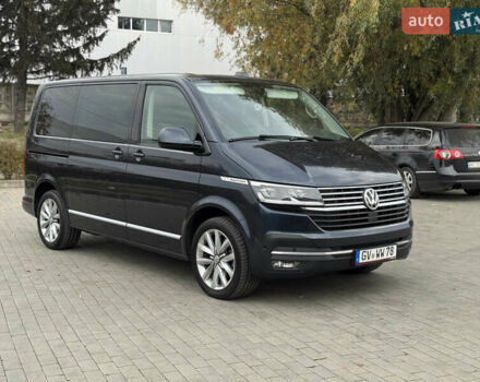 Серый Фольксваген Мультиван, объемом двигателя 2 л и пробегом 194 тыс. км за 50300 $, фото 53 на Automoto.ua