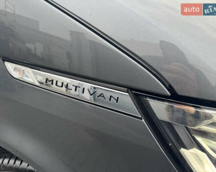 Серый Фольксваген Мультиван, объемом двигателя 1.97 л и пробегом 235 тыс. км за 49999 $, фото 15 на Automoto.ua