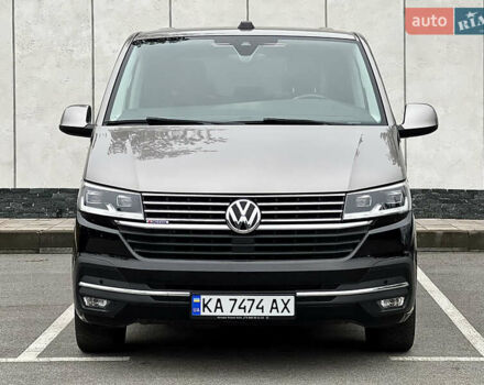 Серый Фольксваген Мультиван, объемом двигателя 1.97 л и пробегом 115 тыс. км за 67700 $, фото 1 на Automoto.ua
