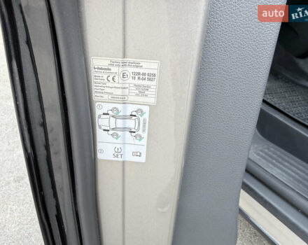 Серый Фольксваген Мультиван, объемом двигателя 1.97 л и пробегом 115 тыс. км за 67740 $, фото 21 на Automoto.ua