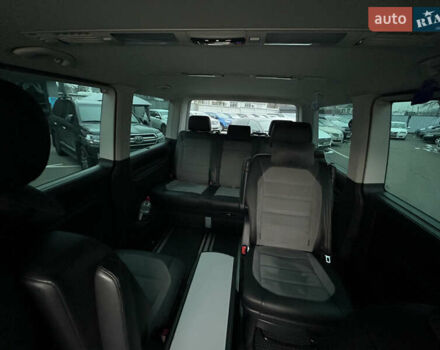 Серый Фольксваген Мультиван, объемом двигателя 1.97 л и пробегом 120 тыс. км за 57800 $, фото 27 на Automoto.ua