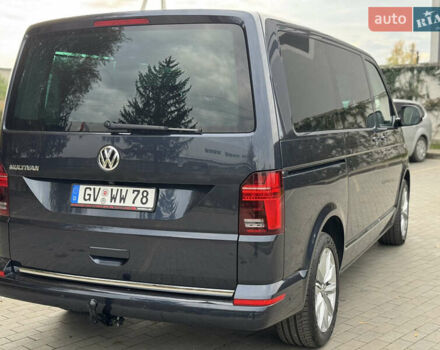Серый Фольксваген Мультиван, объемом двигателя 2 л и пробегом 194 тыс. км за 50300 $, фото 38 на Automoto.ua