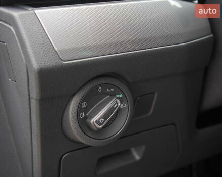 Серый Фольксваген Мультиван, объемом двигателя 1.97 л и пробегом 126 тыс. км за 49999 $, фото 14 на Automoto.ua