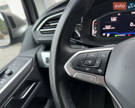 Серый Фольксваген Мультиван, объемом двигателя 1.97 л и пробегом 115 тыс. км за 67700 $, фото 50 на Automoto.ua