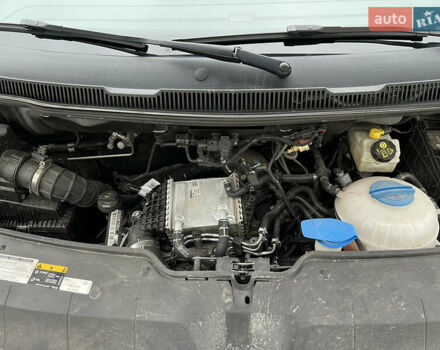 Серый Фольксваген Мультиван, объемом двигателя 1.97 л и пробегом 115 тыс. км за 67700 $, фото 67 на Automoto.ua