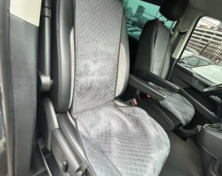 Серый Фольксваген Мультиван, объемом двигателя 1.97 л и пробегом 120 тыс. км за 57800 $, фото 31 на Automoto.ua