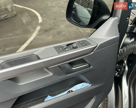 Серый Фольксваген Мультиван, объемом двигателя 1.97 л и пробегом 120 тыс. км за 57800 $, фото 14 на Automoto.ua