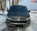 Сірий Фольксваген Мультиван, об'ємом двигуна 1.97 л та пробігом 130 тис. км за 57500 $, фото 3 на Automoto.ua