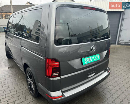 Серый Фольксваген Мультиван, объемом двигателя 1.97 л и пробегом 235 тыс. км за 49999 $, фото 6 на Automoto.ua