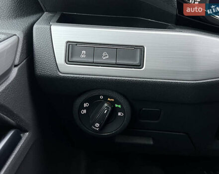 Серый Фольксваген Мультиван, объемом двигателя 1.97 л и пробегом 115 тыс. км за 67700 $, фото 49 на Automoto.ua