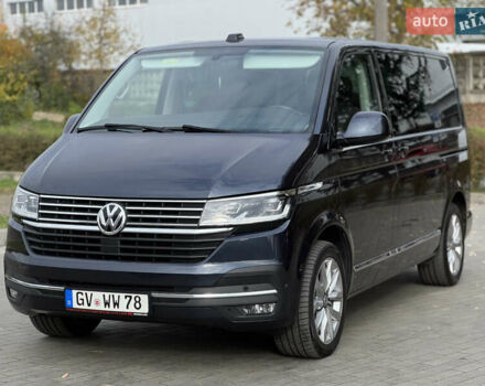 Серый Фольксваген Мультиван, объемом двигателя 2 л и пробегом 194 тыс. км за 50300 $, фото 26 на Automoto.ua