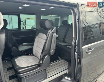 Сірий Фольксваген Мультиван, об'ємом двигуна 1.97 л та пробігом 235 тис. км за 49999 $, фото 19 на Automoto.ua