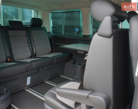 Сірий Фольксваген Мультиван, об'ємом двигуна 1.97 л та пробігом 126 тис. км за 49999 $, фото 25 на Automoto.ua