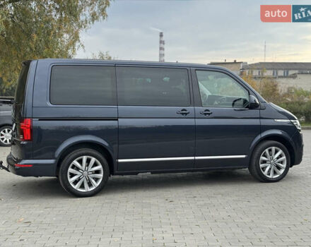 Серый Фольксваген Мультиван, объемом двигателя 2 л и пробегом 194 тыс. км за 50300 $, фото 48 на Automoto.ua