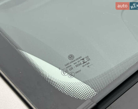 Серый Фольксваген Мультиван, объемом двигателя 1.97 л и пробегом 115 тыс. км за 67700 $, фото 14 на Automoto.ua