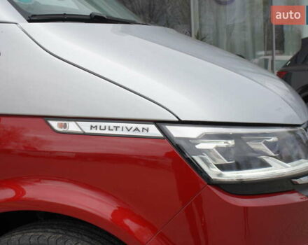 Серый Фольксваген Мультиван, объемом двигателя 1.97 л и пробегом 126 тыс. км за 49999 $, фото 2 на Automoto.ua