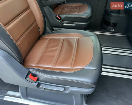 Сірий Фольксваген Мультиван, об'ємом двигуна 1.97 л та пробігом 118 тис. км за 66900 $, фото 59 на Automoto.ua