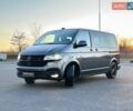 Серый Фольксваген Мультиван, объемом двигателя 2 л и пробегом 137 тыс. км за 48900 $, фото 18 на Automoto.ua